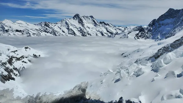 Een Prachtig Uitzicht Besneeuwde Bergen Schreckhorn Lauterbrunnen Zwitserland — Stockfoto