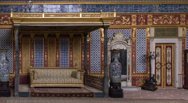 Eine Schöne Aufnahme Des Inneren Des Topkapi Palace Museum Fatih — Stockfoto