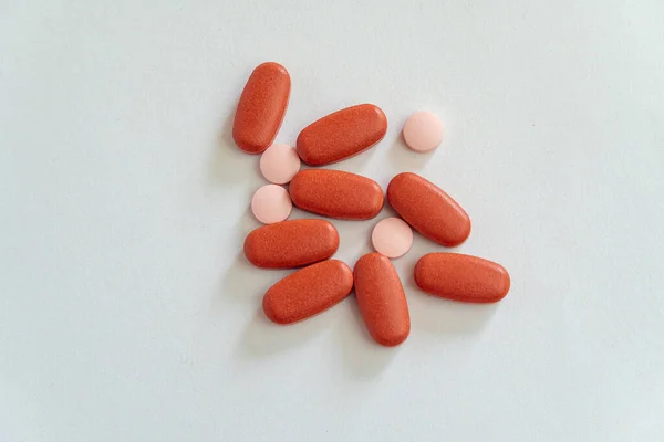 Eine Draufsicht Auf Medizinische Pillen Isoliert Auf Weißem Hintergrund — Stockfoto