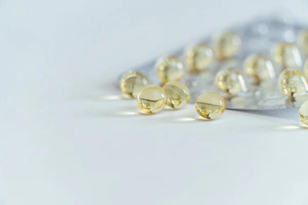 Gros Plan Paquet Pilules Vitaminées Sur Une Surface Blanche Avec — Photo