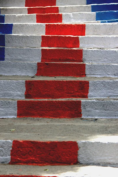 Fehér Kék Piros Színű Festett Kőlépcső Vezet Ramagiri Hill Közelében — Stock Fotó