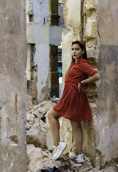 Retrato Una Joven Las Calles Habana Vieja Cuba — Foto de Stock