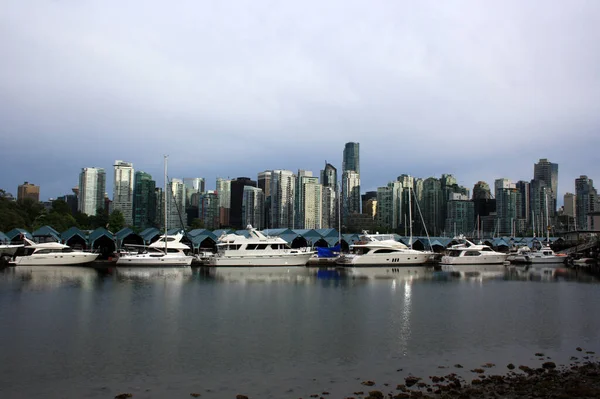 Vancouver Canada Junho 2021 Navios Barcos Náuticos Vancouver Harbor Colúmbia — Fotografia de Stock