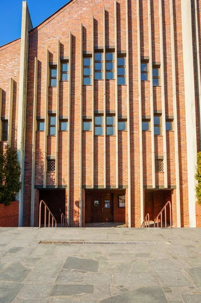 Poznan Polonia Mayo 2016 Moderno Edificio Iglesia Católica Distrito Rataje — Foto de Stock