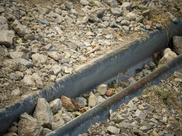 Een Wankele Landschap Van Een Oude Pijpleiding — Stockfoto