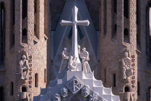 Barcelona Spain 2021年11月9日 西班牙巴塞罗那神圣家庭的光荣十字架 2021年11月8日 — 图库照片