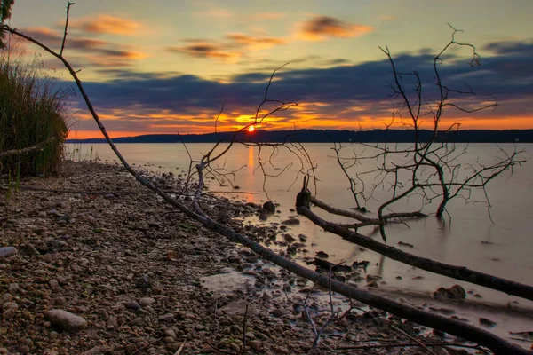 Прекрасне Озеро Заході Сонця — стокове фото