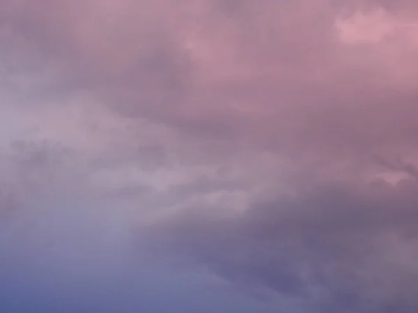 View Cloudy Sky Purple Clouds Sunset — 图库照片