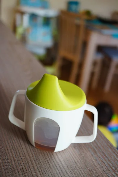 Vertical Closeup Shot Baby Bottle Table — 图库照片