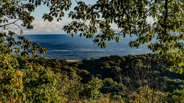 Gradiente Céu Azul Nuvens Sobre Paisagens Pela Manhã — Fotografia de Stock