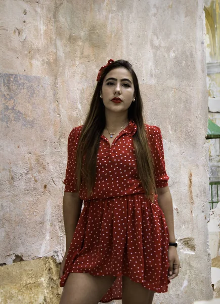 Retrato Una Joven Las Calles Habana Vieja Cuba — Foto de Stock
