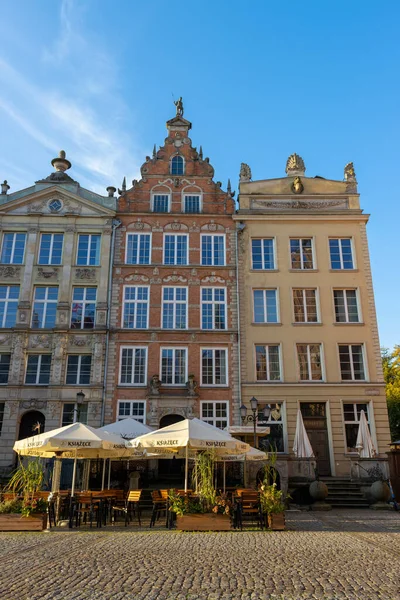 Gdansk Polónia Outubro 2021 Velha Rua Com Edifícios Históricos Coloridos — Fotografia de Stock