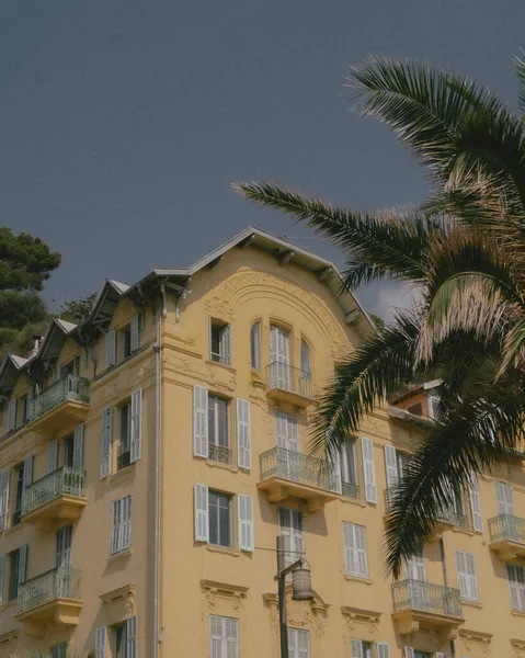 Old Typical Yellow Building External View Nice French Riviera Sunny — 스톡 사진