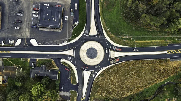 Aerial Shot Roundabout Surrounded Greenery Daylight — Stock Photo, Image