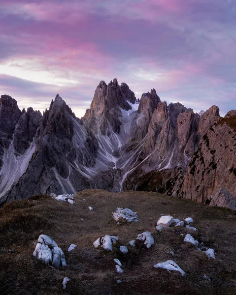 Beautiful Shot Sunset High Mountainous Peaks — Zdjęcie stockowe