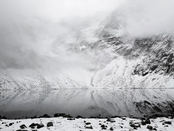 Perfect Reflection Water Czarny Staw Pod Rysami Lake — Stockfoto