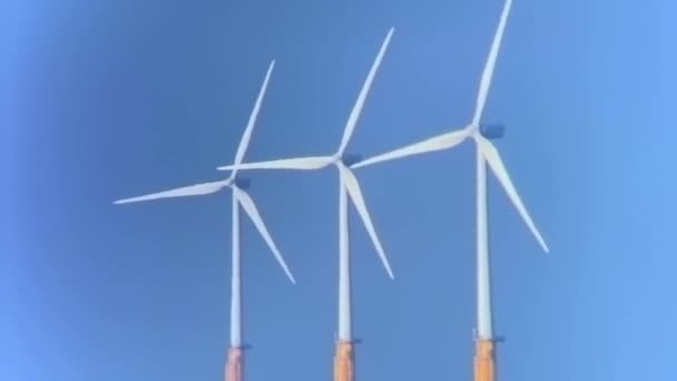 Turbinas Eólicas Campo Verde — Vídeos de Stock