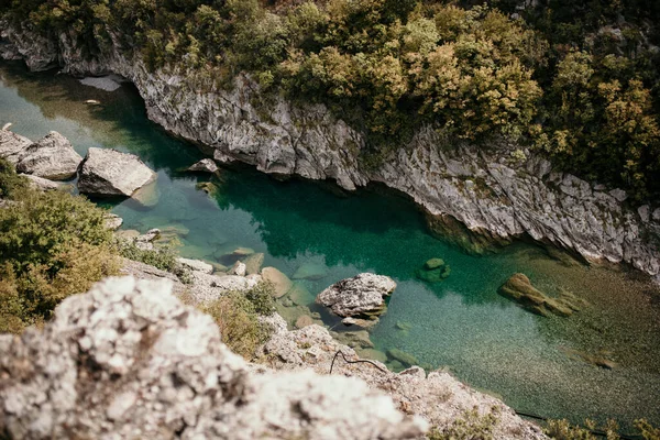 Aerial View River Two Cliffs — Zdjęcie stockowe