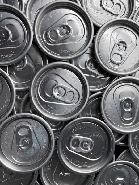 Vertical Closeup Aluminum Cans — 스톡 사진
