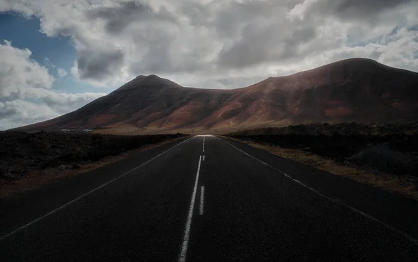Road Mountains Lanzarote Canary Islands Spain — Fotografia de Stock