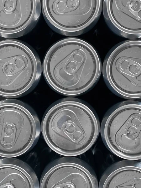 Vertical Closeup Aluminum Cans — стоковое фото