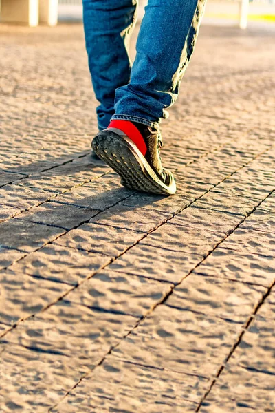 Vertical Shot Male Wearing Sneakers Walking Street — Foto Stock