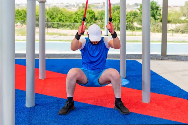 Man Doing Workout Suspension Straps Calisthenic Park — Photo