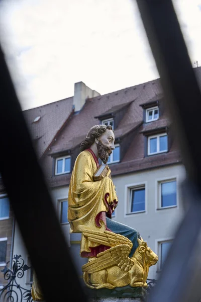 Colorful Statue Gates Nuremberg Germany — Fotografia de Stock
