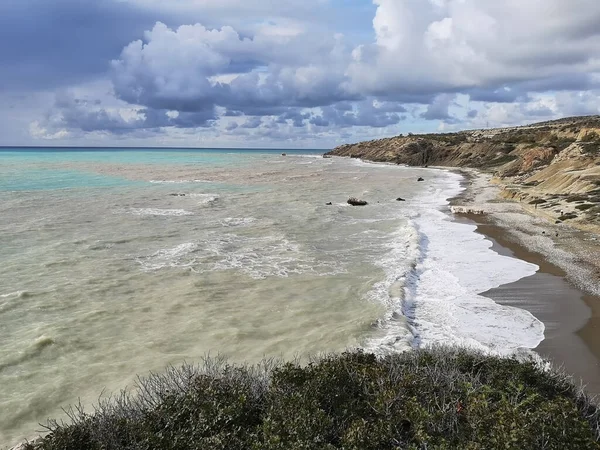 Stunning Cloudscape Aphrodite Rock Beach Kouklia Cyprus — Stock fotografie