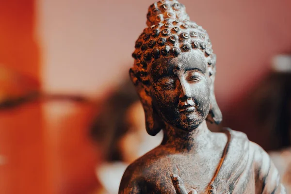 Een Dichtbij Shot Van Boeddha Standbeeld — Stockfoto