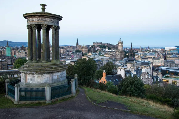 Αστικό Τοπίο Κατελήφθη Από Κάλτον Χιλ Σκωτία Εδιμβούργο — Φωτογραφία Αρχείου