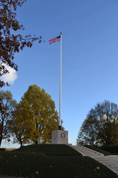 Маргратен Нидерланды Ноя 2012 Вертикальный Снимок Американского Кладбища Мемориального Памятника — стоковое фото