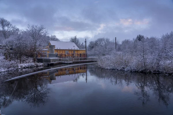 View Lake Building Shore Winter Old Powerplant Bindslev Denmark — Stockfoto