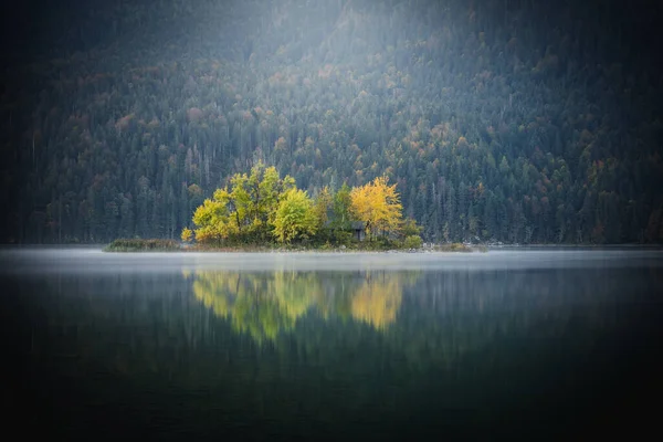 Den Vackra Naturen Eibsee Lake Bayern Tyskland Hösten — Stockfoto