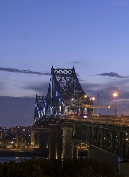 Montreal Kanada Października 2021 Pionowe Ujęcie Mostu Jacques Quartier Montrealu — Zdjęcie stockowe