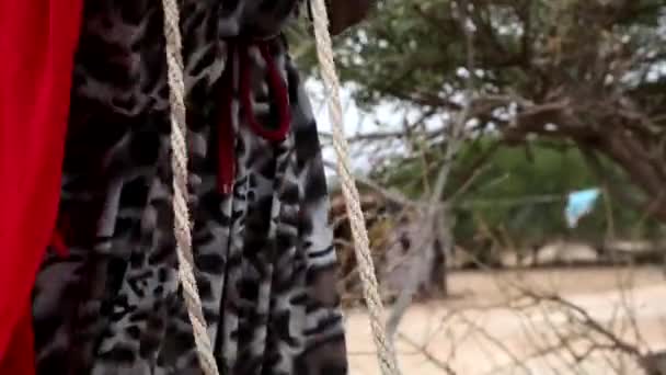 Imágenes Mujeres Tomando Agua África — Vídeo de stock