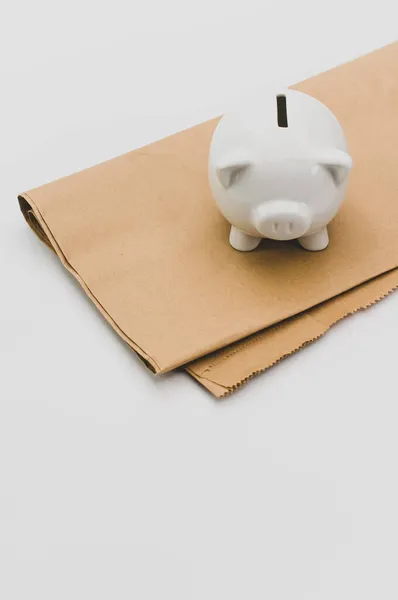 Piggy Bank Conceito Poupança Investimento Fundo Branco — Fotografia de Stock