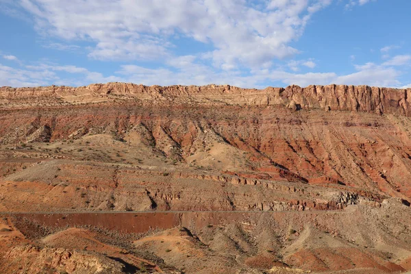 Une Vue Panoramique Paysage Rocheux Stratifié Accidenté Dans Utah États — Photo