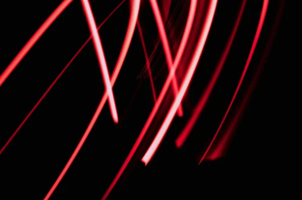 Futurista Brilhante Vermelho Brilhante Fibra Luzes Abstratas Sobre Fundo Escuro — Fotografia de Stock
