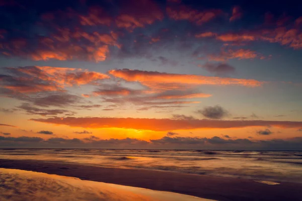 Una Vista Panorámica Puesta Sol Costa Del Mar Báltico Lituania — Foto de Stock