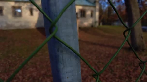 Vieille Maison Abandonnée Dans Ville — Video