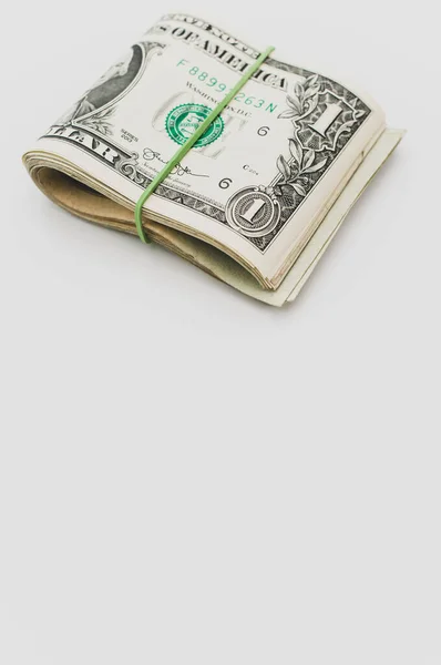 Amerikan Doları Banknotları Yazı Alanı Olan Beyaz Bir Masanın Üstüne — Stok fotoğraf