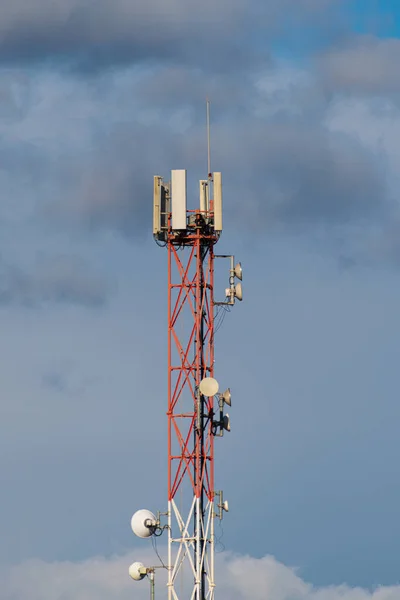 Tiro Vertical Uma Torre Estação Base — Fotografia de Stock