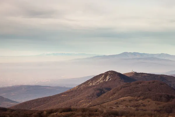 Ein Faszinierender Blick Auf Den Berg Svrljig Über Die Hügel — Stockfoto