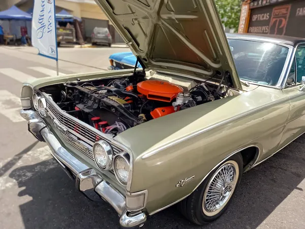 Buenos Aires Argentina Nov 2021 Двигун Розкішного Бежевого Ford Fairlane — стокове фото