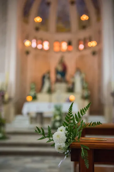 Квіткова Прикраса Церковному Проході Щоб Прикрасити Релігійне Свято Монтевідео Уругвай — стокове фото