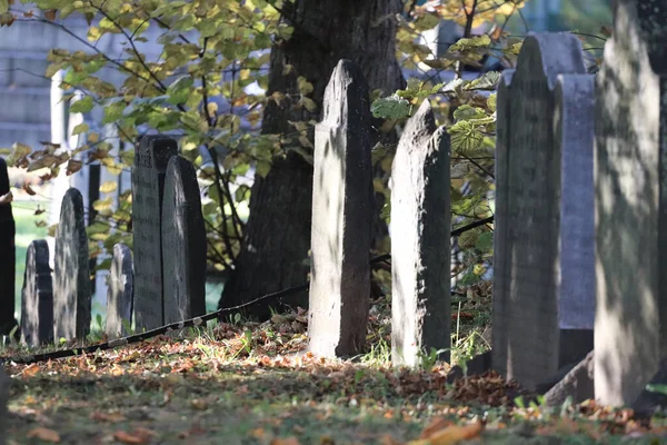 Una Vista Aire Libre Las Lápidas Antiguas Cementerio Halifax Alemania —  Fotos de Stock