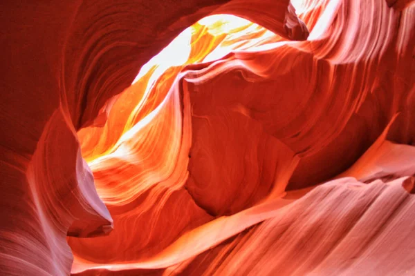 Een Prachtig Uitzicht Golvende Oranje Muren Van Antelope Canyon — Stockfoto