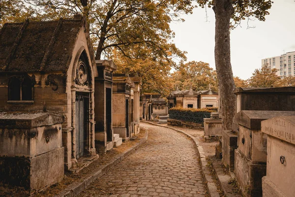 Parigi Francia 2021 Strada Del Cimitero Pere Lachaise Ambiente Autunnale — Foto Stock