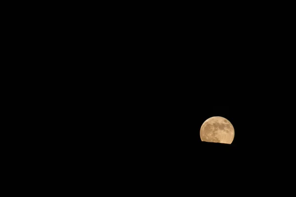 Повний Місяць Повністю Чорному Фоні Неба Копіювальним Простором — стокове фото